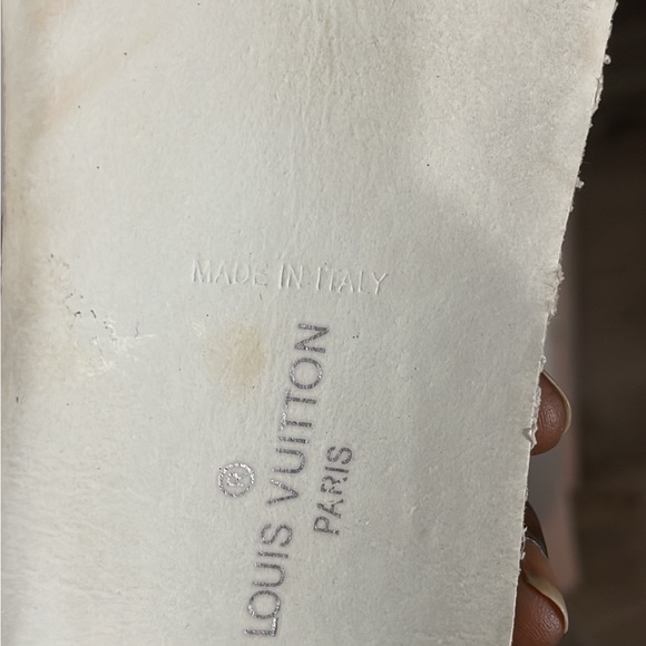 Louis Vuitton Archlight - Picture 14 of 14